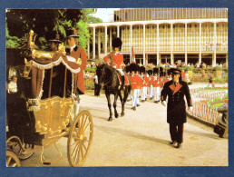 Copenhague. Les Jardins De Tivoli, Parc D'attractions (1843). The Boy-guard De Tivoli. Défilés, Concerts. 1987 - Danemark