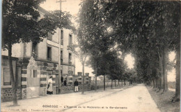 95 GONESSE - L'avenue De La Madeleine Et La Gendarmerie - Gonesse