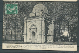 BLERE - Place De La République  -CHAPELLE FUNEBRE ELEVEE/JEAN DE SEIGNE Seigneur De Bois -Pataud - Hax 200 48 - Bléré