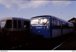 Photo Diapo Diapositive Slide TRAIN Wagon Voiture X 214 SNCF à ROMORANTIN Le 23/02/1993 VOIR ZOOM - Diapositives