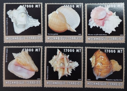 Coquillages Shells // Série Complète Neuve ** MNH ; Mozambique YT 2204/2209 (2002) Cote 18 € - Mozambique