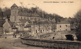 CHAILLAND  La Place Et L'Eglise - Chailland