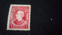 SLOVAKYA-    1939- 45     1  KORUNA   DAMGASIZ - Unused Stamps