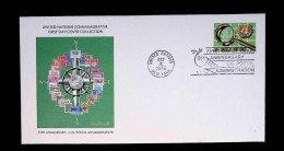 CL, FDC, 1 Er Jour, United Nations, New York, Oct. 8 1976, 25 Th Anniversary U.N. Postal Administration, 2 Scans - Lettres & Documents