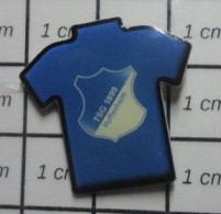 713JPin's Pins / Beau Et Rare / SPORTS / FOOTBALL MAILLOT TSG 1899 Hoffenheim Ou Turn- Und Sportgemeinschaft 1899 Hof - Football