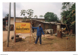 GF (Gabon) 136, Carte Photo Carto-Coll, Koula-Moutou, Atelier De Réparation De Pneus, Rare Et Peut-être Unique, Voyagée - Gabon