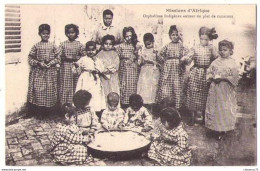 (Algérie) 036, Enfants, Birmandreis, Orphelins Indigènes Autour Du Plat De Couscous - Niños