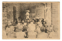 Congo Belge   Mission Des Filles De La Charité De St Vincent De Paul à Nsona-Mbata  N° 2   La Première Classe De Filles - Belgisch-Kongo