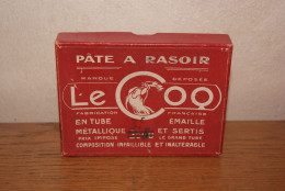 LE COQ Pâte à Rasoir - Dozen