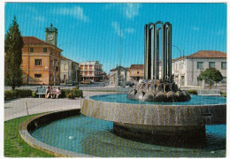 TAGLIO DI PO - FONTANA E PIAZZA IV NOVEMBRE - ROVIGO - 1975 - Rovigo