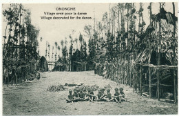 PAPOUASIE NOUVELLE GUINEE - ONONGHE, Village Orné Pour La Danse - Missionnaires Sacré-Coeur D'Issoudun - Papouasie-Nouvelle-Guinée