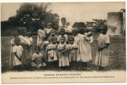 NOUVELLES HEBRIDES - Enfants Recueillis, Missions Maristes D'Océanie - Vanuatu