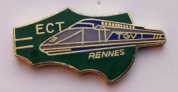 T112 Pin's TRAIN TGV SNCF Rennes Ille-et-Vilaine Carte Bretagne ECT Etablissement Commercial Trains Achat Immédiat - TGV