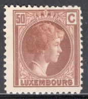 Luxembourg 1926 Single Grand Duchess Charlotte In Mounted Mint - 1926-39 Charlotte Rechtsprofil