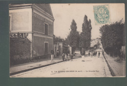 CP - 94 - La Queue-en-Brie - La Grande Rue - Gendarmerie Nationale - La Queue En Brie