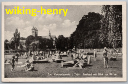 Bad Klosterlausnitz - S/w Freibad Mit Blick Zur Kirche - Bad Klosterlausnitz