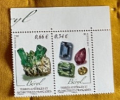 Taaf Terres Australes 2015  Neuf **  - Mineraux Beryl  (0,66 E Et 0,34 E)  - 2 Timbres - Neufs