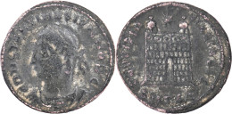 ROME - Nummus - CONSTANTIN II - 325 AD - Porte De Camp - Thessalonique (SMTSΔ) - RIC 157 - 18-258 - L'Empire Chrétien (307 à 363)