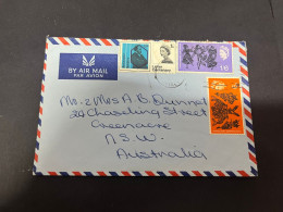 3-3-2024 (2 Y 3) Air Mail From UK Posted To Australia (letter) With 1970's Stamps... - Storia Postale