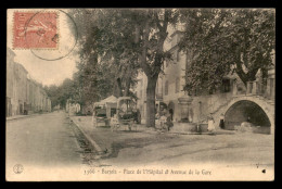 83 - BARJOLS - PLACE DE L'HOPITAL ET AVENUE DE LA GARE - Barjols