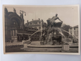 Schwerin I. M, Am Bahnhof, Brunnen, 1935 - Schwerin