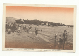 06/ CPA A - Juan Les Pins - Baigneurs Sur La Plage - Juan-les-Pins