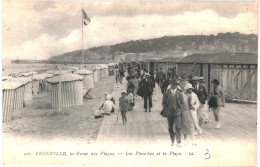 CPA Carte Postale France Trouville La Reine Des Plages Les Planches Et La Plage  VM78162 - Trouville