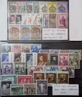 1963-1964 Vaticano, Annate Complete Di 48 Valori, Nuovi Tranne N. 371 - Unused Stamps