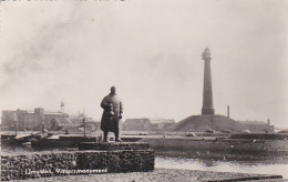 4858372IJmuiden, Vissersmonument. (FOTOKAART)  - IJmuiden