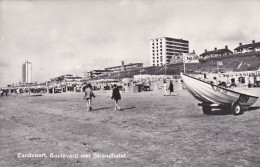 4858463Zandvoort, Boulevard Met Strandhotel. (FOTOKAART)  - Zandvoort