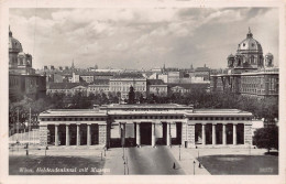 Wien - Heldendenkmal Mit Museen Gl1936 (2797) - Musées