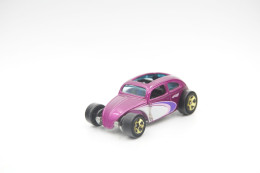 Hot Wheels Mattel Custom Volkswagen Beetle - Custom Car Show 5-Pack -  Issued 2010 Scale 1/64 - Matchbox (Lesney)