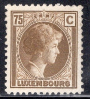 Luxembourg 1926 Single Grand Duchess Charlotte In Mounted Mint - 1926-39 Charlotte Rechterzijde