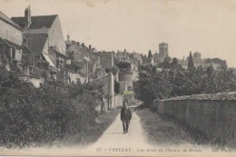 Delcampe - VEZELAY, VUE PRISE DU CHEMIN DE RONDE, PERSONNAGES  REF 14677 - Vezelay