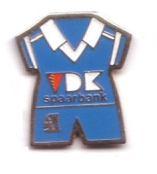 S15 Pin's Maillot Football Assurances Assurance Banque Spaarbank VDK Belgique Club La Gantoise Gand Achat Immédiat - Banken