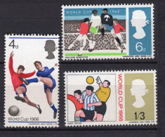 P2156 - GRANDE BRETAGNE Yv N°441/43 ** FOOTBALL - Unused Stamps