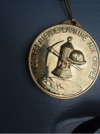 Médaille Confrérie De La Mine Aux Crêpes - Saint-Gildas De Rhuys. Bretagne - Andere & Zonder Classificatie