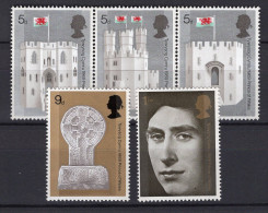 P2132 - GRANDE BRETAGNE Yv N°569/73 ** PRINCE OF WALES - Unused Stamps