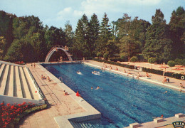 VITTEL LA PISCINE - Vittel