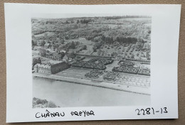 HASTIÈRE - Château De Freÿr - 14,5 X 10 Cm. (REPRO PHOTO ! Zie Beschrijving, Voir Description, See Description) ! - Lugares