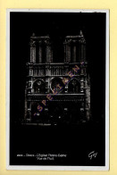 PARIS La Nuit : L'Eglise Notre-Dame (animée) CPSM (Ed: GUY) (voir Scan Recto/verso) - París La Noche