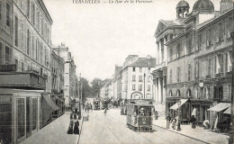 FRANCE - Versailles - Vue Sur La Rue De La Paroisse  - Animé - Carte Postale Ancienne - Versailles