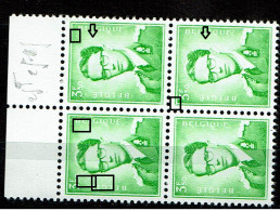 1068 Bloc 4 ** Bdf  T 1 3 Points Blancs  T2 Et 4lignes Vert. Et Points Blancs T 4  Angle Mutilé - 1953-1972 Brillen