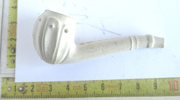 LADE  12 - PETIT TUYAU - KLEINE PIJP - 7.50 CM - Pipes En Terre Et Porcelaine