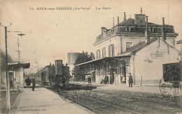 87 - HAUTE-VIENNE - AIXE-SUR-VIENNE - La Gare - Vue Sur Les Voies - Animation, Circulée - édit. L'hirondelle - 10182 - Aixe Sur Vienne