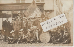 BRETIGNY Sur ORGE - Les Conscrits De La Classe 1921 Posant Devant Le Café Morin ( Carte Photo ) - Bretigny Sur Orge