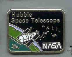 @@ Espace Fusée Navette Satellite Hubbie Space Télescope NASA  (2.4x2.5)@@fnm23 - Espacio