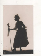 Silhouette Femme - Scherenschnitt - Silhouette