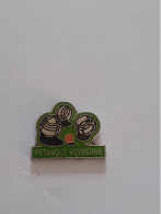 Pins Petanque Vovéenne - Petanque