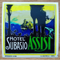 Italy Assisi Subasio Hotel Label Etiquette Valise - Etiquettes D'hotels